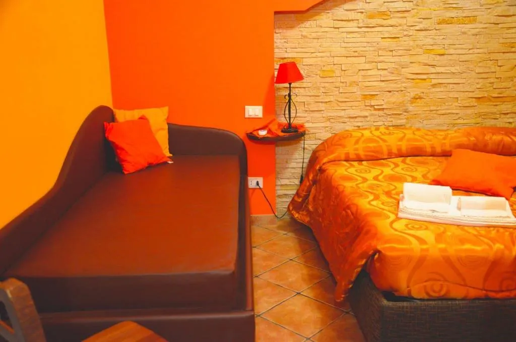 Room, Il Quadrifoglio, Palermo
