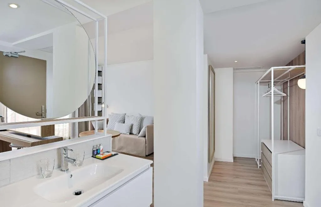 SUITE MOUNTAIN VIEW Room, Innside by Melia Alcudia, Majorca