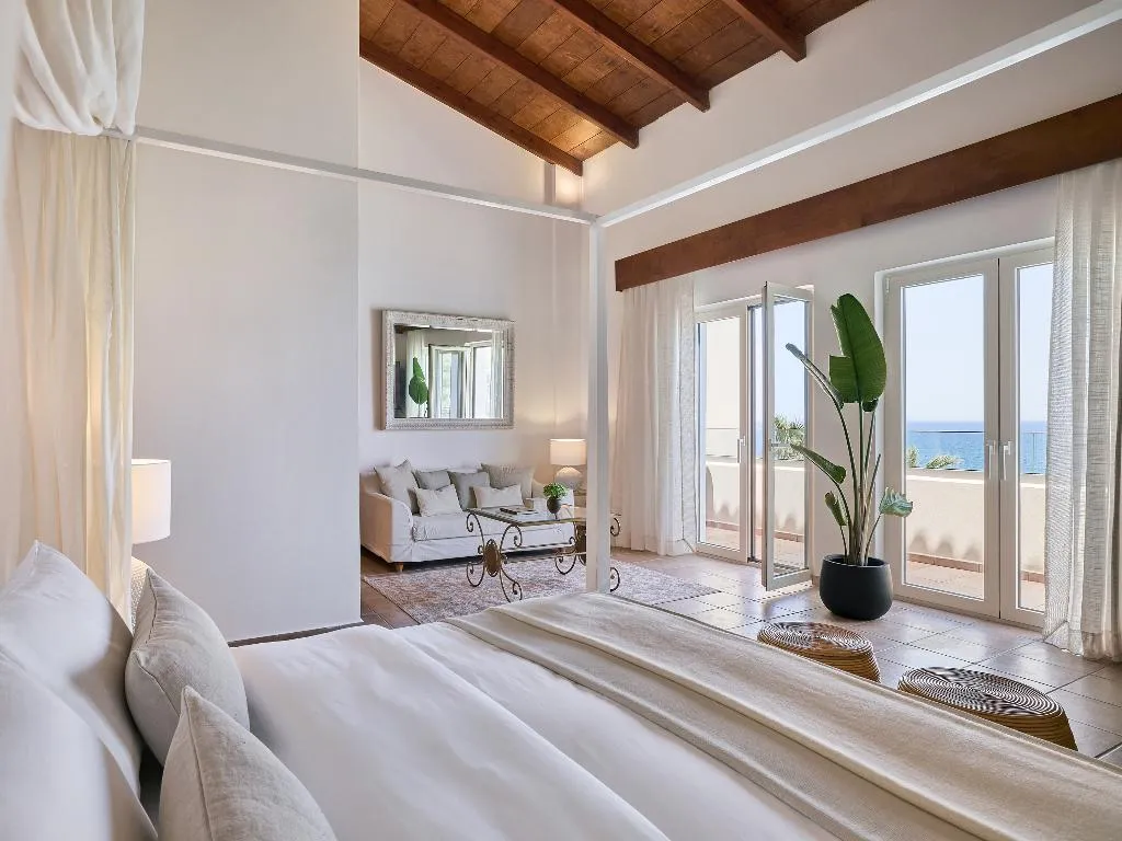 SUITE SEA FRONT Room, Grecotel Marine Palace & Aqua Park, Crete