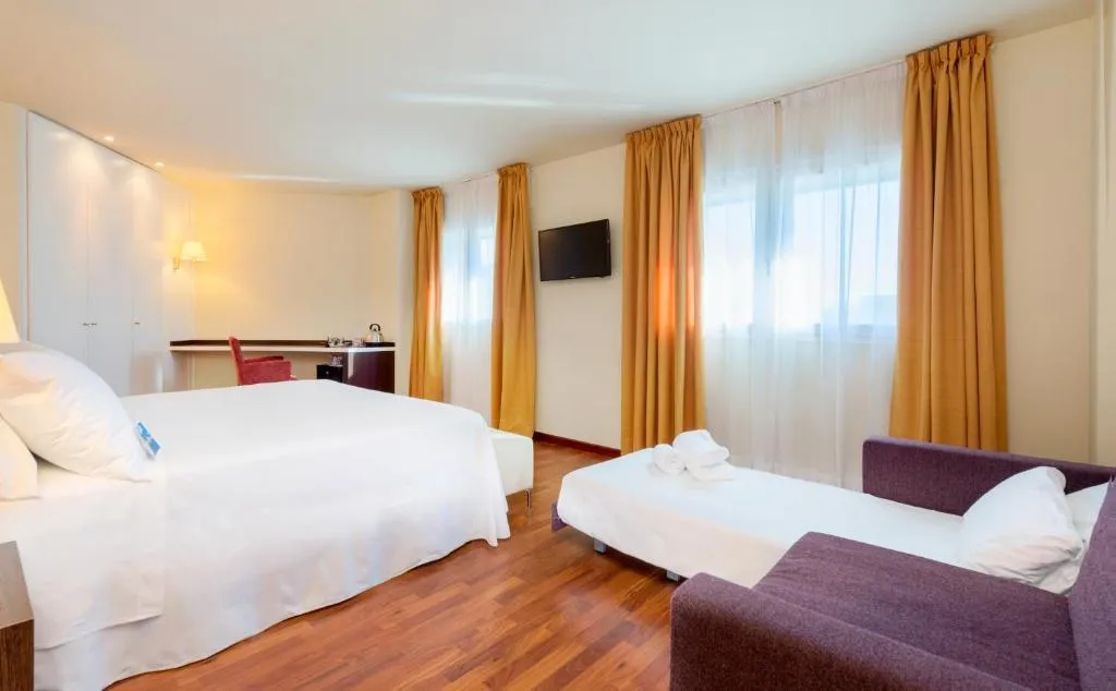 TRIPLE STANDARD Room, Port Valencia Feria, Valencia