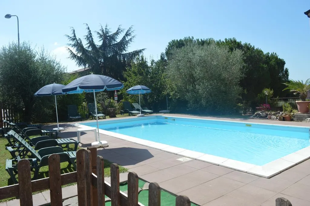 Pool, Belvedere, Perugia
