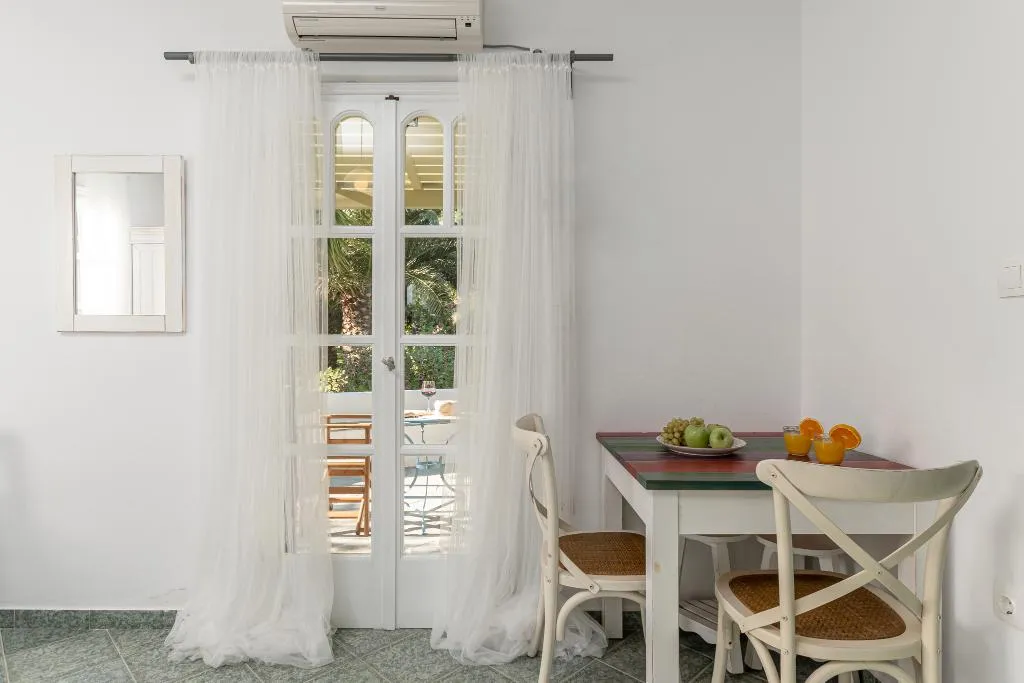 FAMILY ROOM DELUXE WITH TERRACE Room, Palatiana Agriturismo - Philoxenia Cottages, Crete