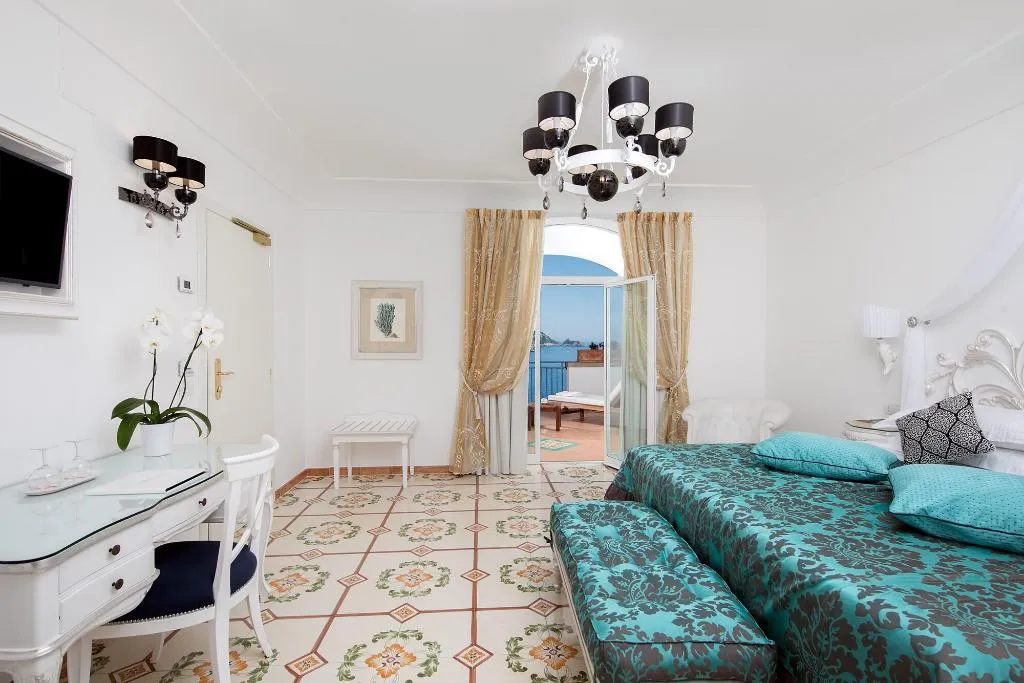 Room, Villa Corallium, Naples