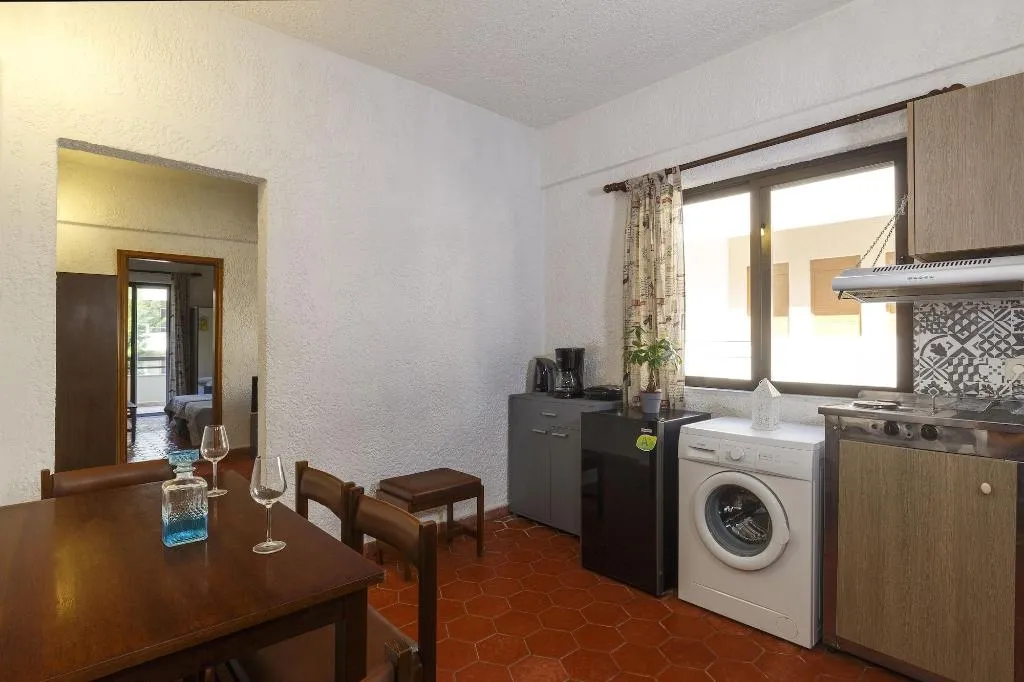 Room, Emmanuel Apartments, Rhodes