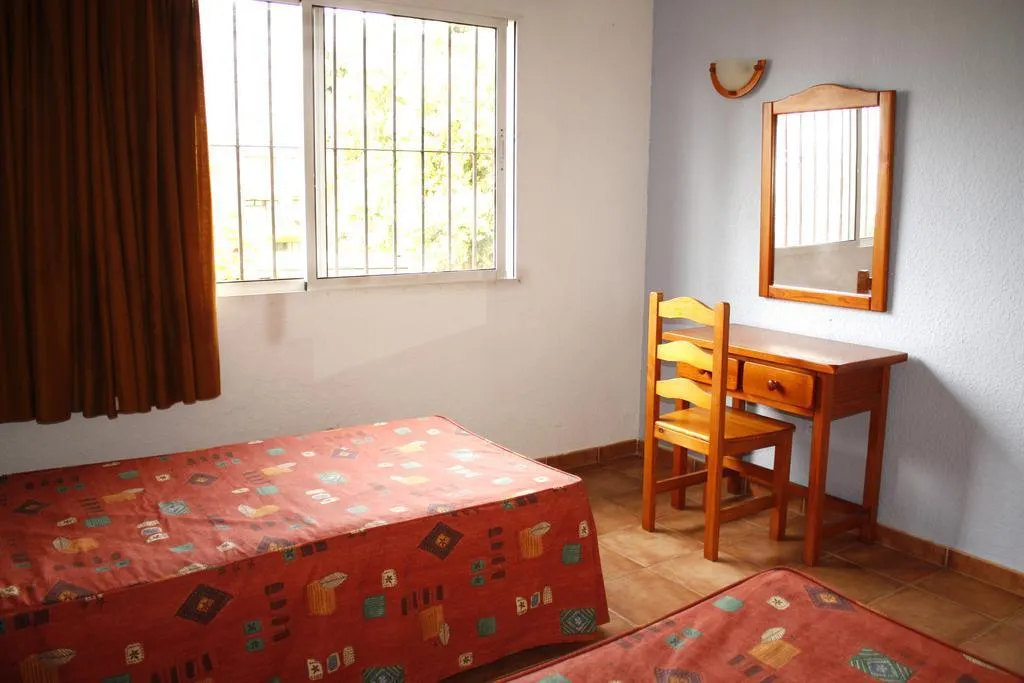 APARTMENT CAPACITY 4 ONE BEDROOM Room, Apartamentos San Carlos, Costa Del Sol