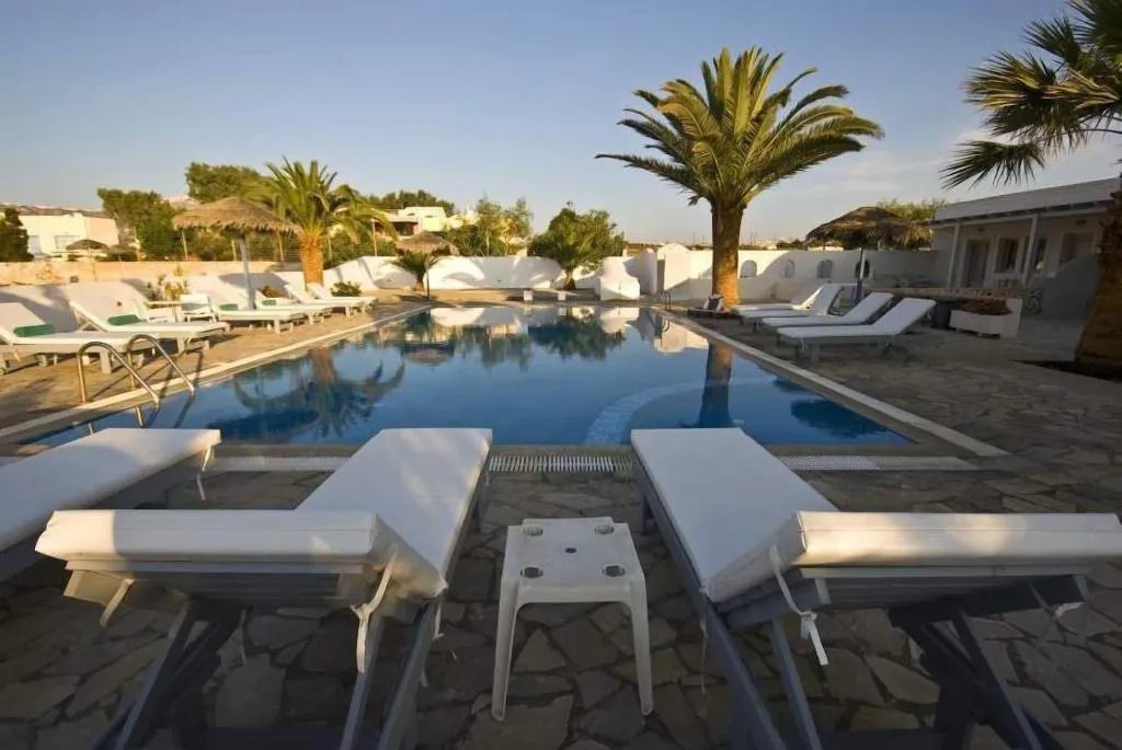 Sports and Entertainment, Alafouzos Studios, Santorini
