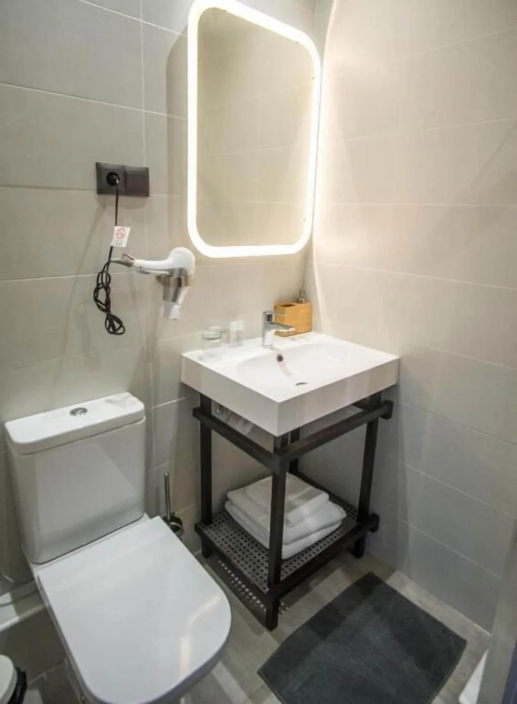 Room, The Lights Suites, Costa Del Sol