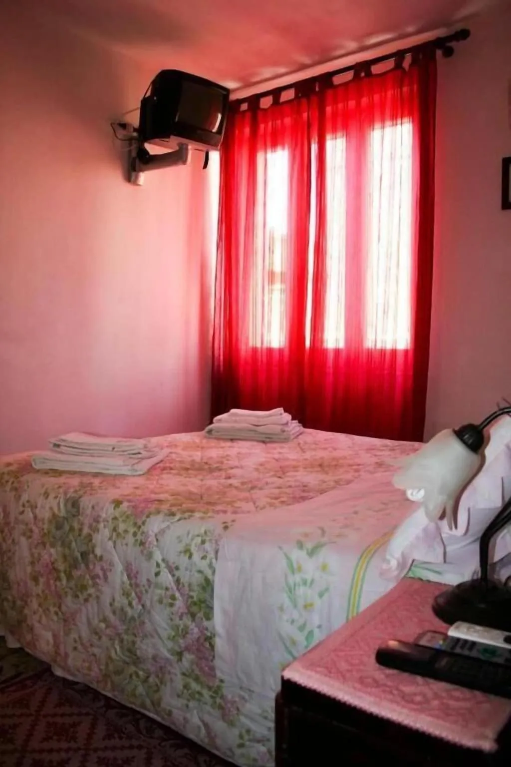 Room, B B Guest House Il Porto Vecchio, Cagliari