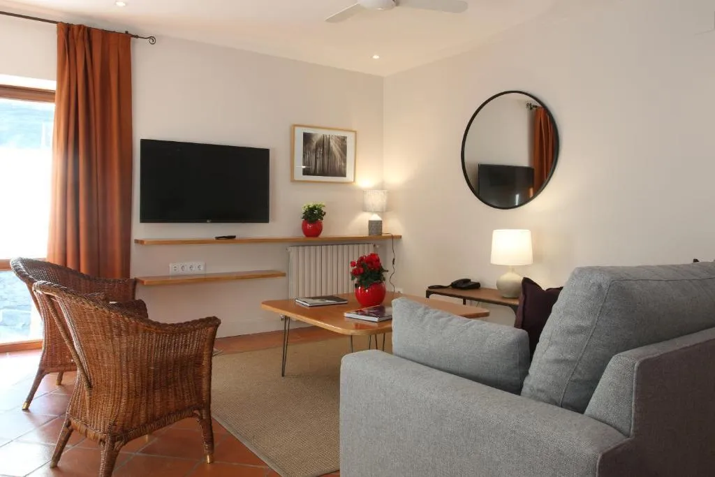 APARTMENT DELUXE Room, Hotel i Apartaments Vilagaròs, Costa Brava