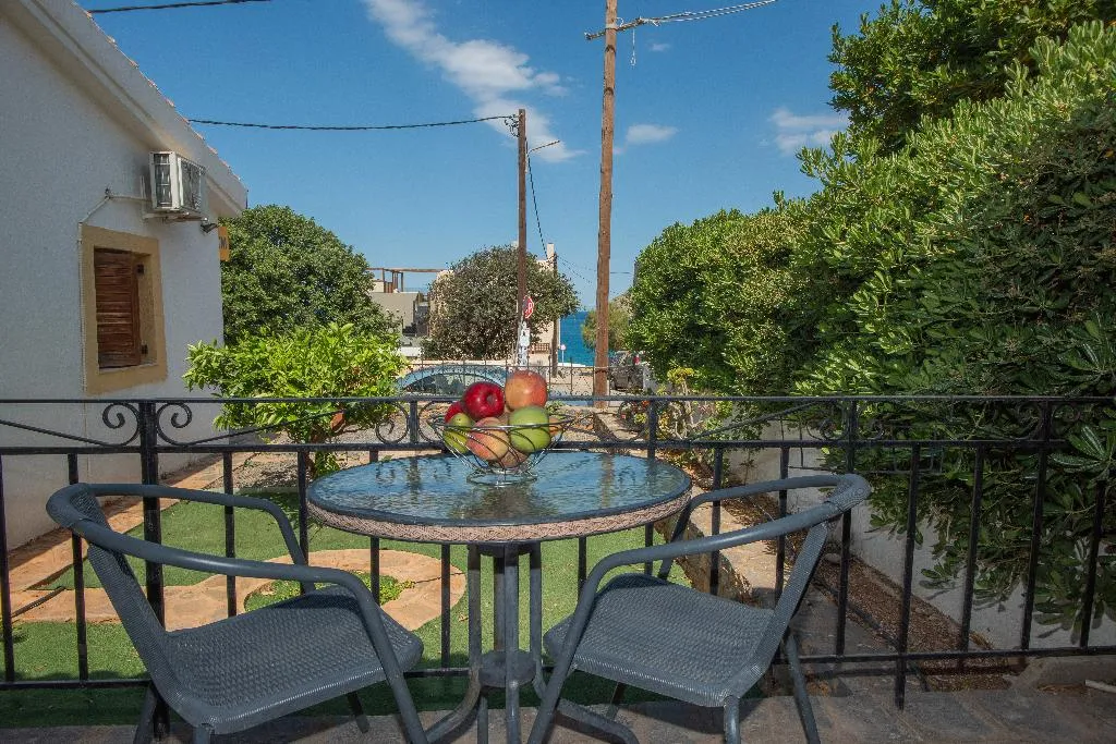 STUDIO CAPACITY 2 Room, Athina Villas, Crete