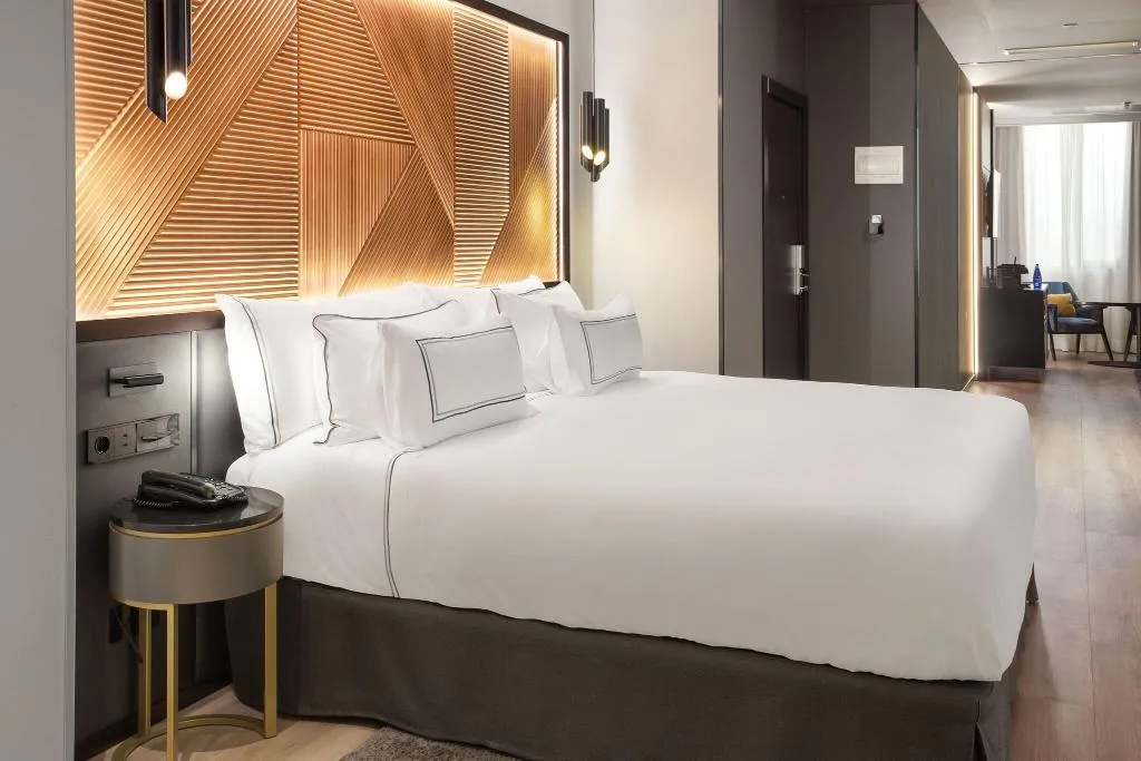 Room, Melia Avenida America, Madrid