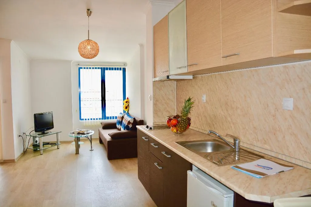 STUDIO STANDARD Room, Rainbow 1 Holiday Complex, Bourgas