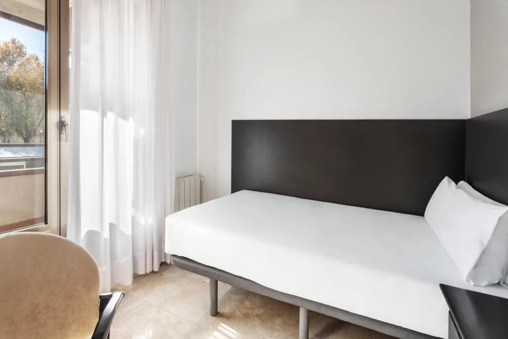 SINGLE STANDARD Room, Hotel Victoria Valdemoro, Madrid