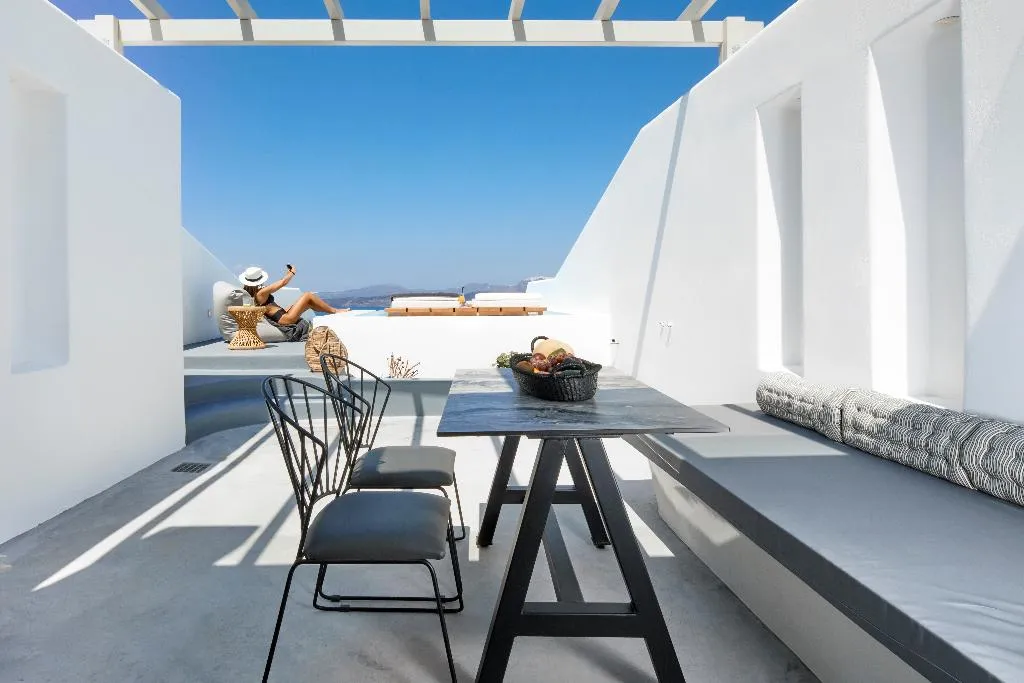 SUITE HONEYMOON Room, Phos The Boutique Luxury Hotel & Villas, Santorini