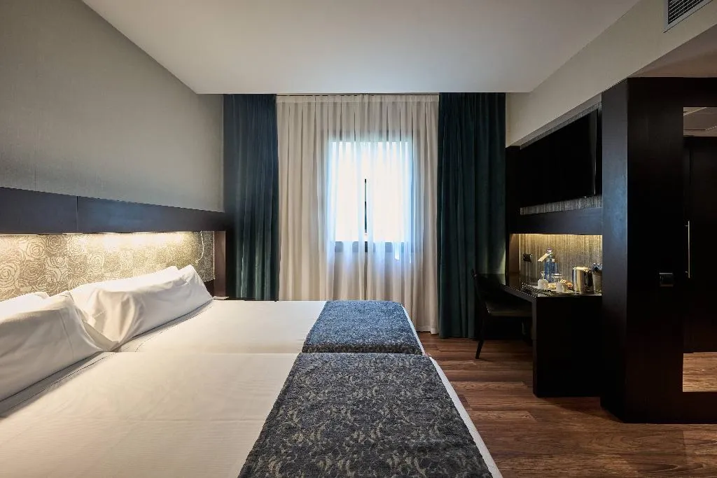 DOUBLE SINGLE USE STANDARD Room, Catalonia Port, Barcelona