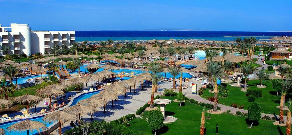 Terrace, Long Beach Resort, Red Sea Riviera