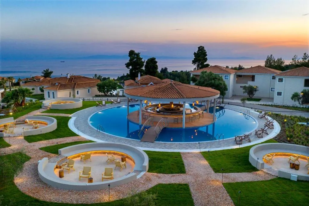 Pool, Ajul Luxury Hotel & Spa Resort Registry Collection, Halkidiki