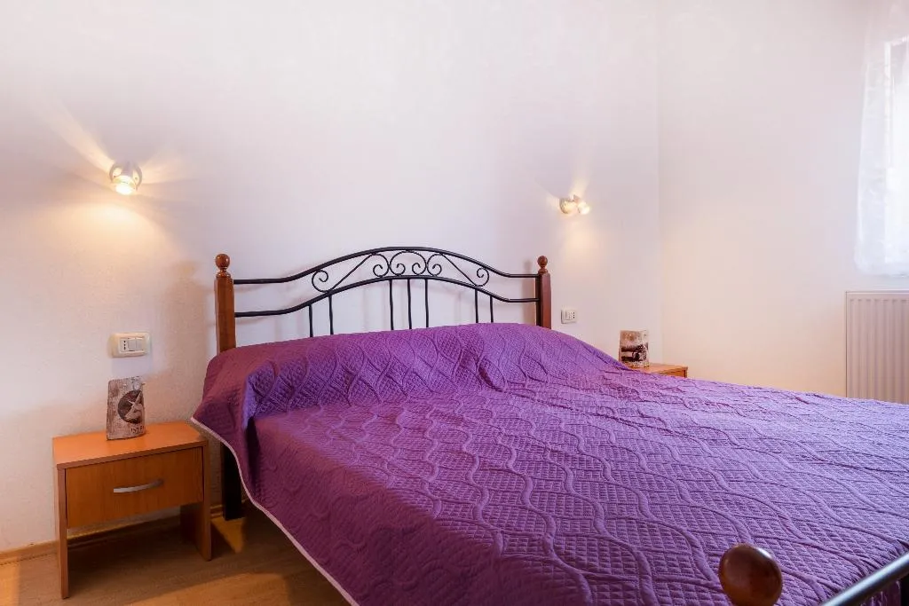 APARTMENT CAPACITY 2 Room, Apartments Danka, Istria