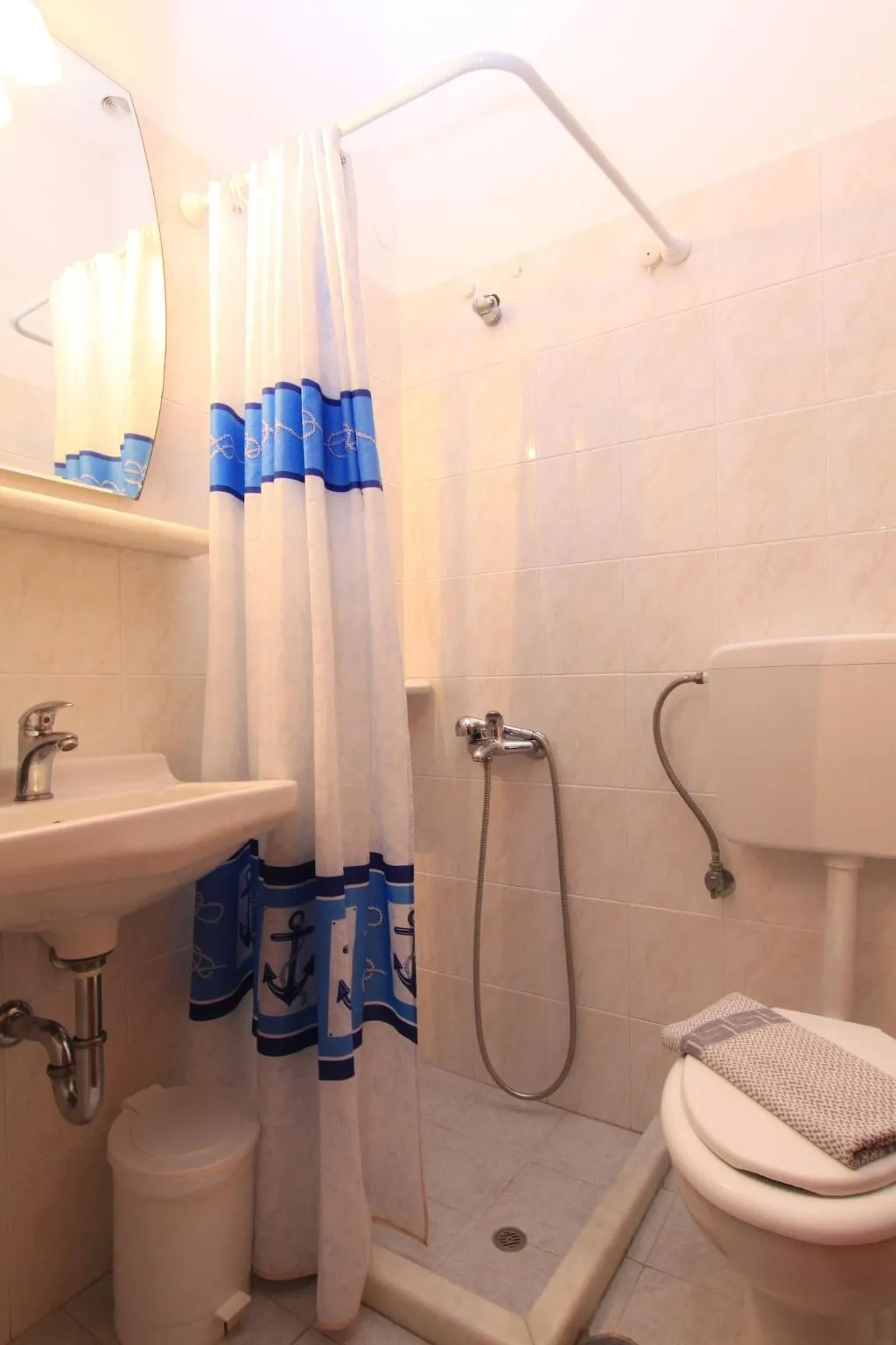 Room, Nemesis, Santorini