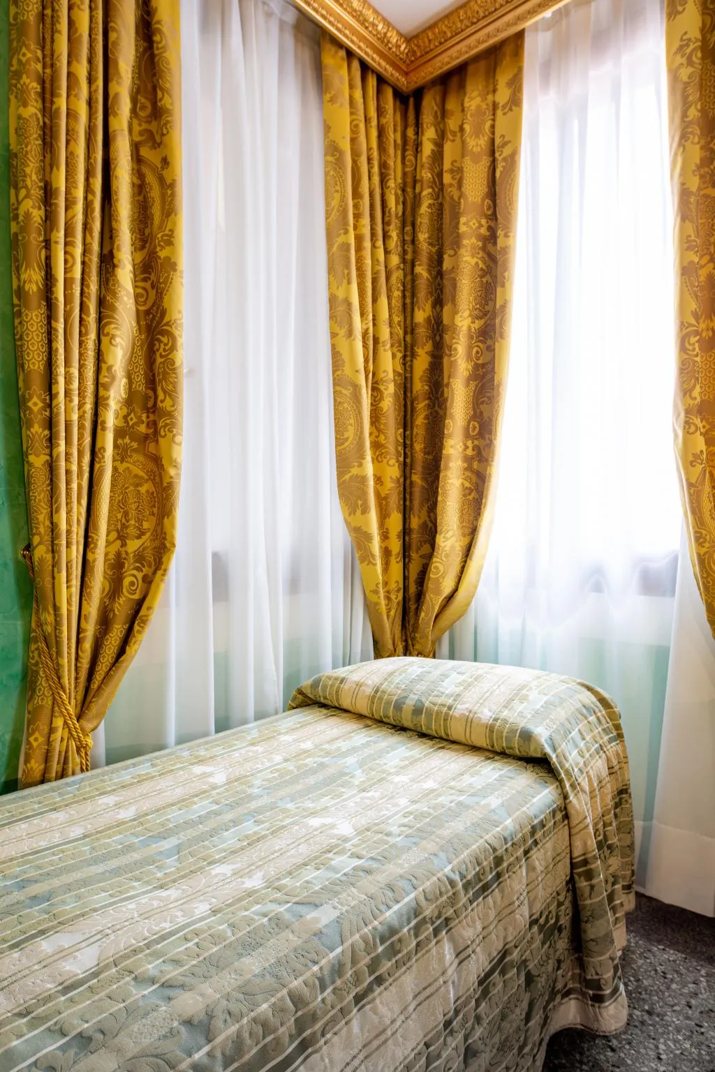 QUADRUPLE STANDARD Room, Marconi, Venice