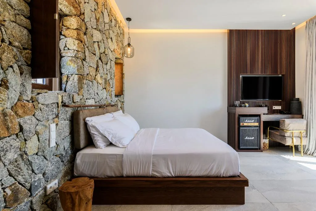 DOUBLE SUPERIOR SEA VIEW Room, Charisma Hotel And Wellness Suites, Mykonos