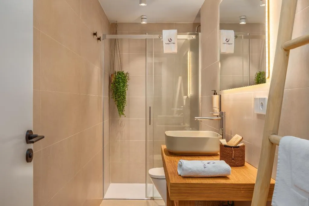 APARTMENT CAPACITY 8 THREE BEDROOMS Room, Marconia Boutique Residence, Costa Brava