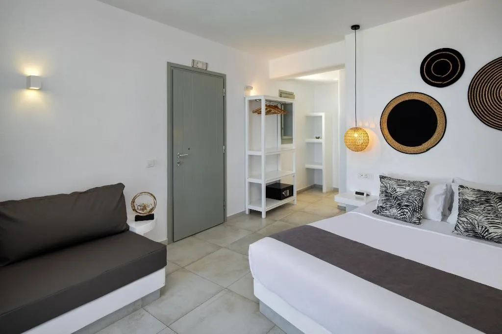 Room, Seven Suites, Santorini