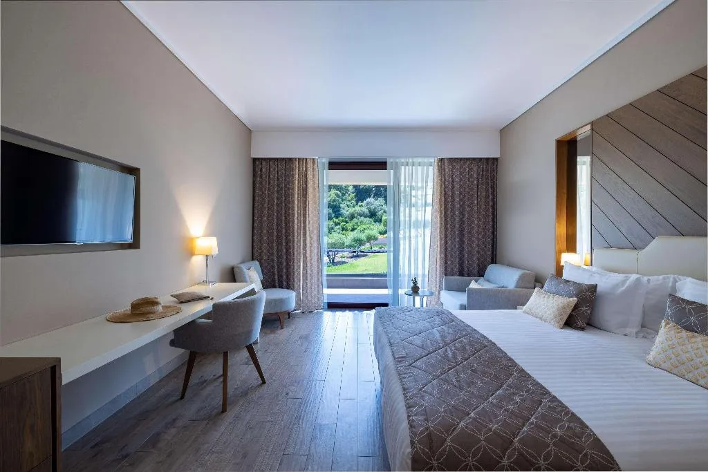 Room, Miraggio Thermal Spa Resort, Halkidiki