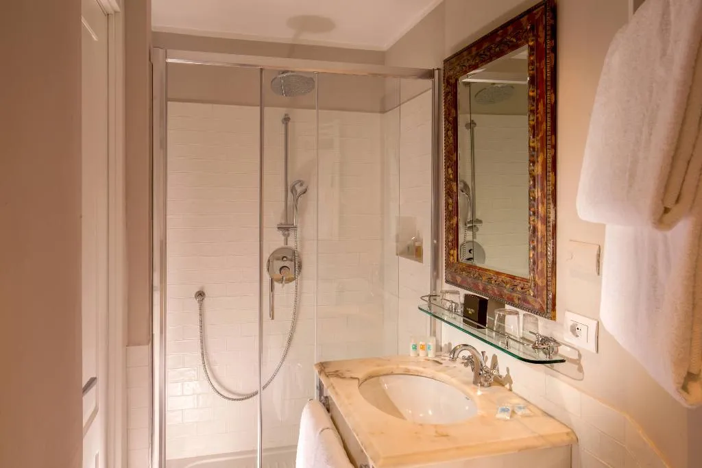 DOUBLE CLASSIC Room, Hotel Monte Cenci, Rome