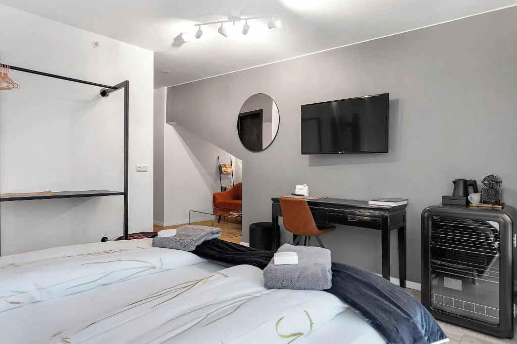 DOUBLE SUPERIOR KING BED Room, City Center Hotel, Reykjavik