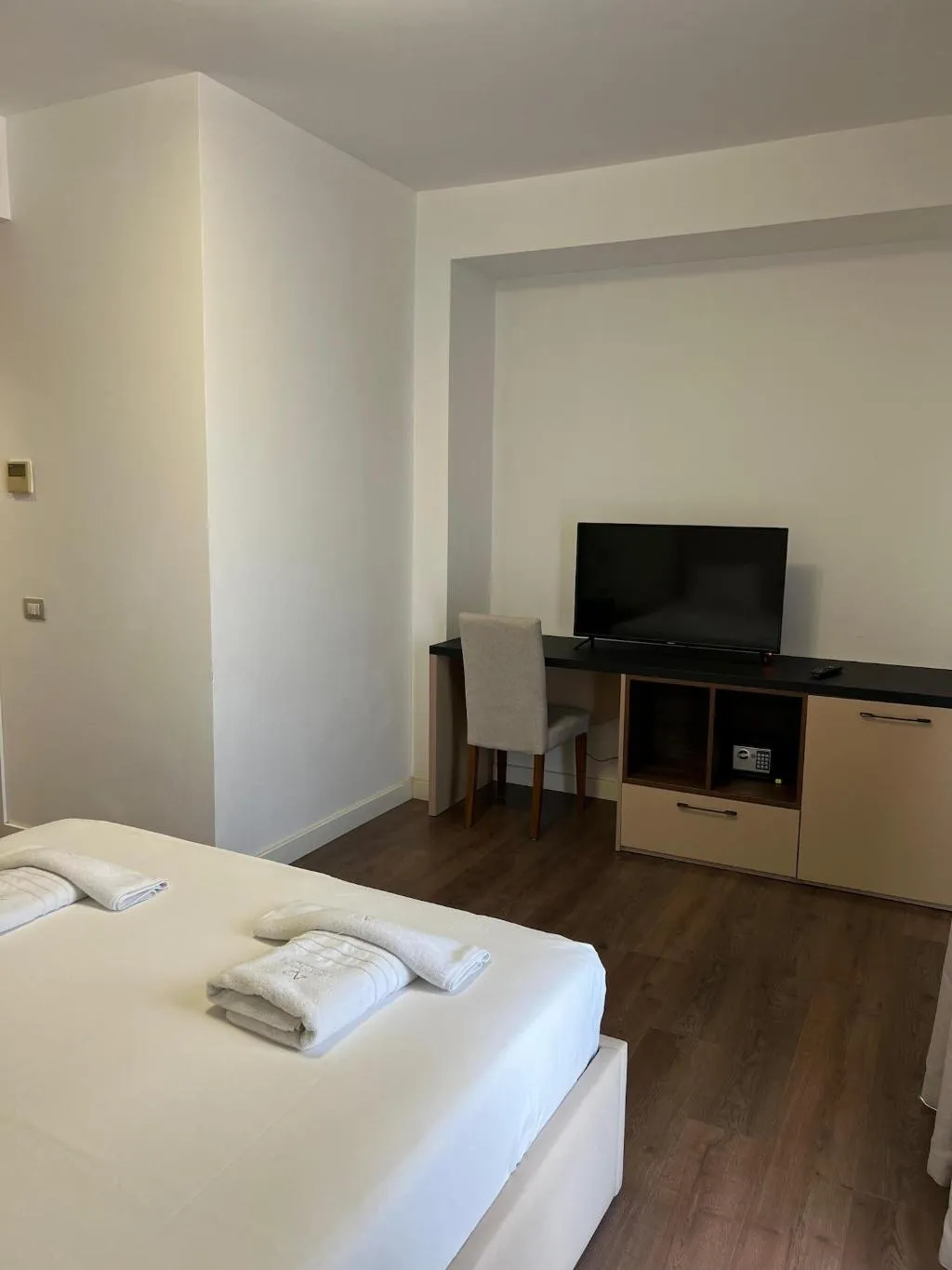 Room, Adria Palace Hotel, Durres