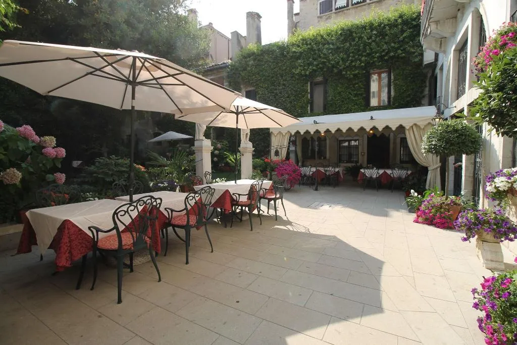 Terrace, Palazzo Abadessa, Venice