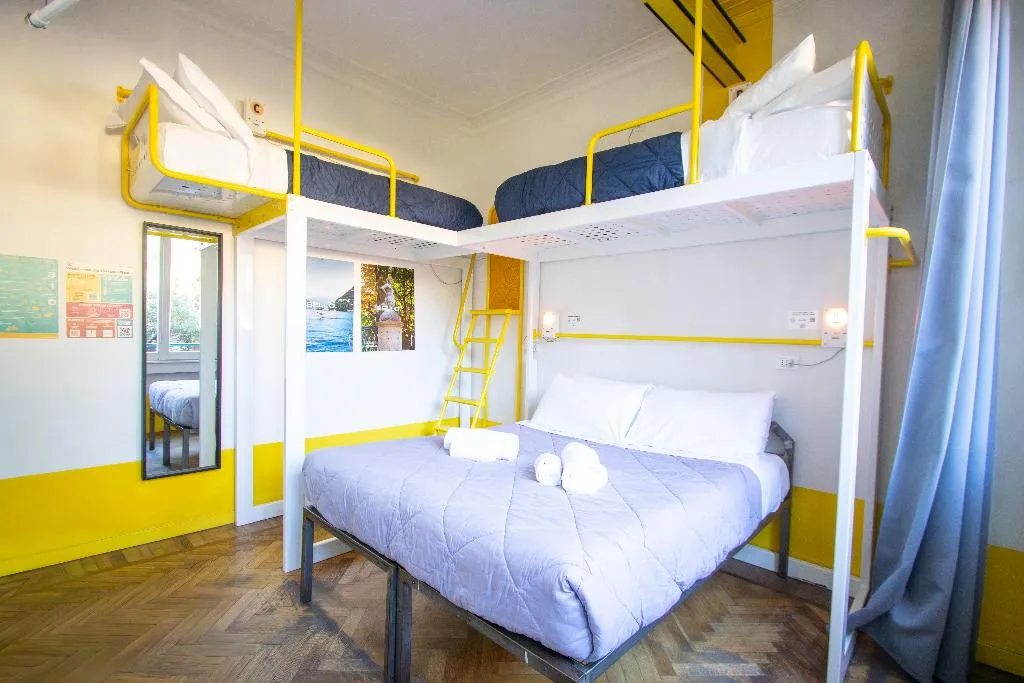QUADRUPLE STANDARD Room, Ostello Bello Lake Como, Milan