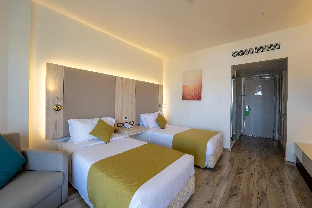 Double or Twin DELUXE GARDEN VIEW Room, JAZ Palmariva Beach, Red Sea Riviera