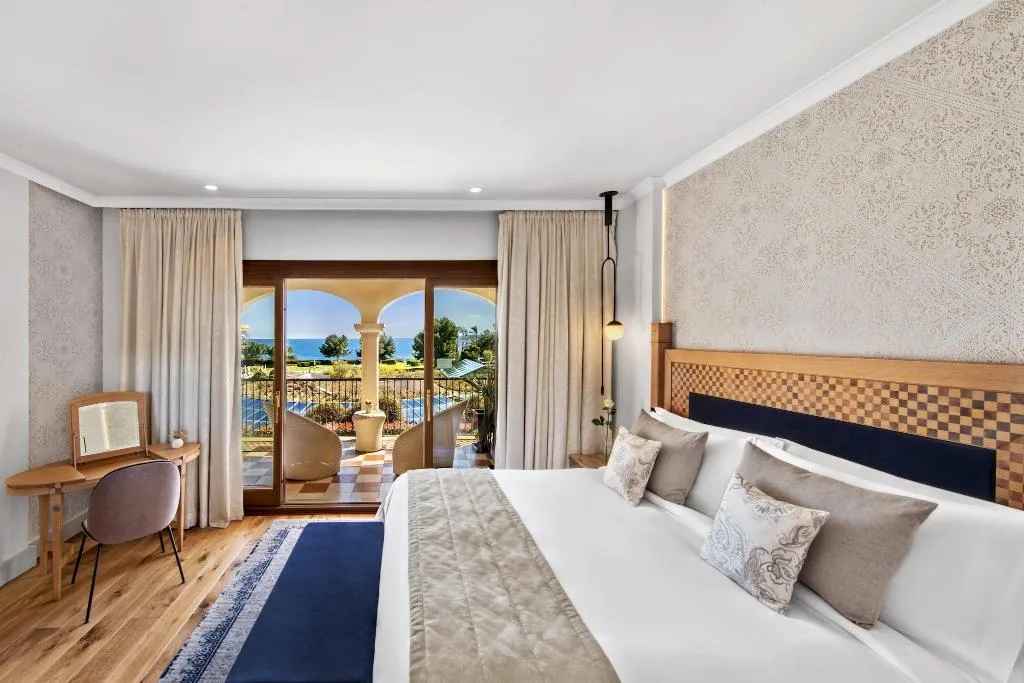 Room, The St. Regis Mardavall Resort, Majorca