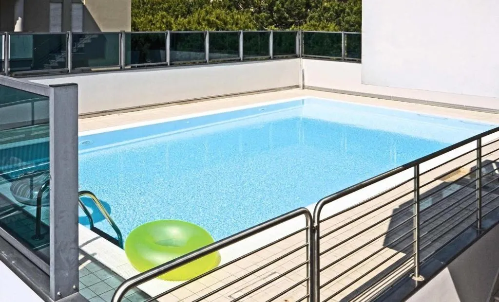 Pool, Olimpia, Venice