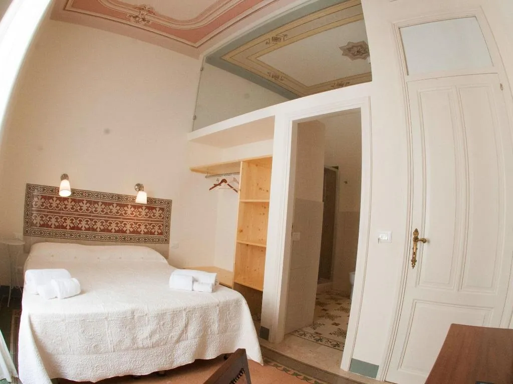 Room, B&B Trapani Granveliero, Palermo