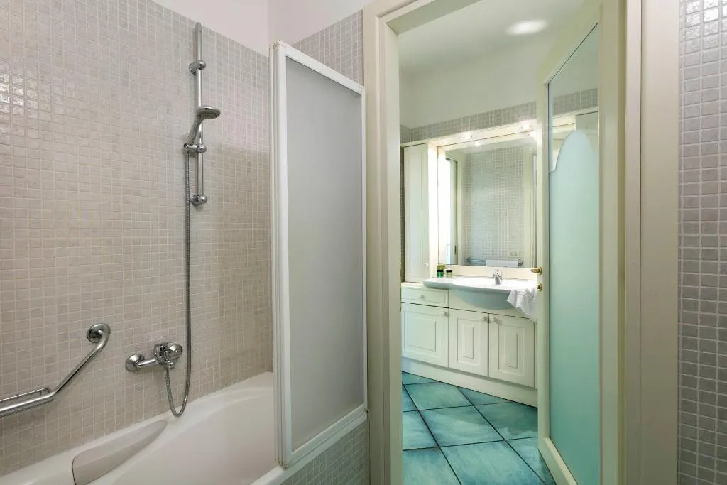 DOUBLE CLASSIC Room, Hotel Santa Gilla, Cagliari