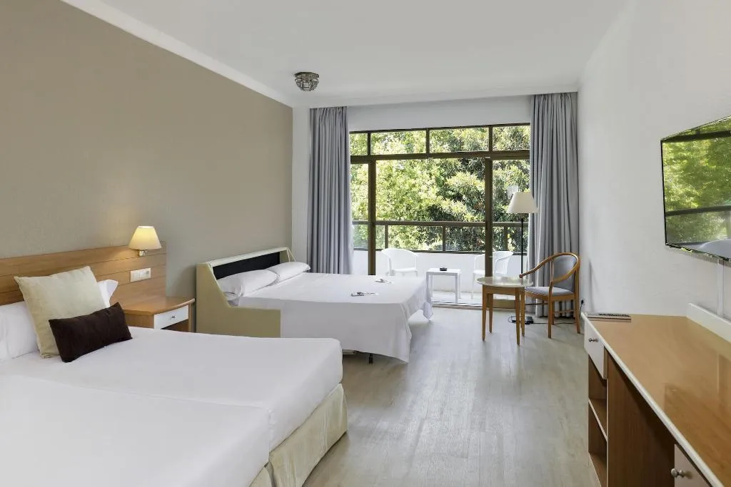 FAMILY ROOM STANDARD Room, Sol Marbella Estepona Atalaya Park, Costa Del Sol
