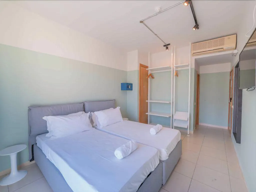 Room, Euro Guesthouse, Malta