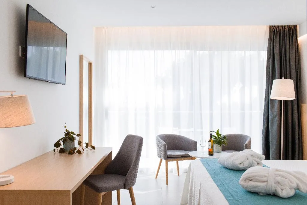 Double or Twin STANDARD Room, Gran Sagitario, Menorca