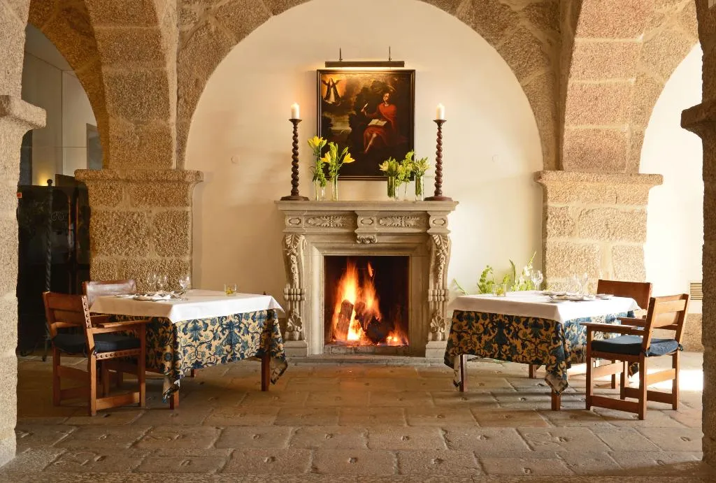 Restaurant, Pousada Mosteiro de Guimaraes - Monument Hotel, Porto
