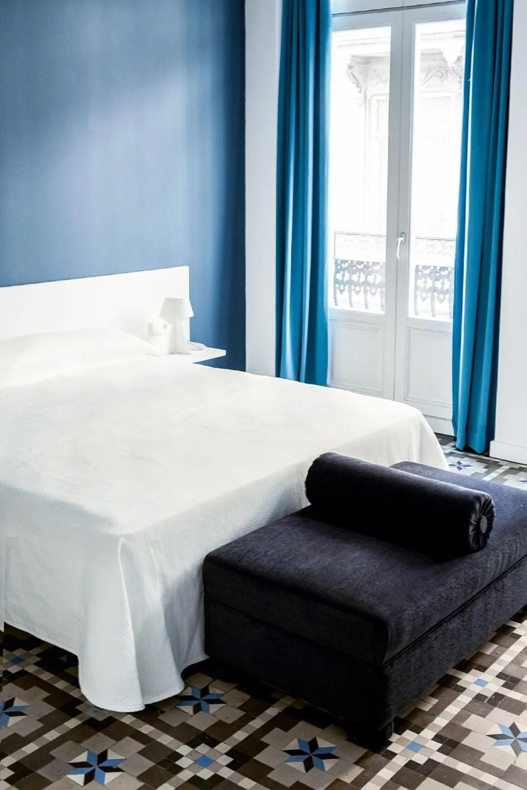 Room, L'Esplai Valencia, Valencia