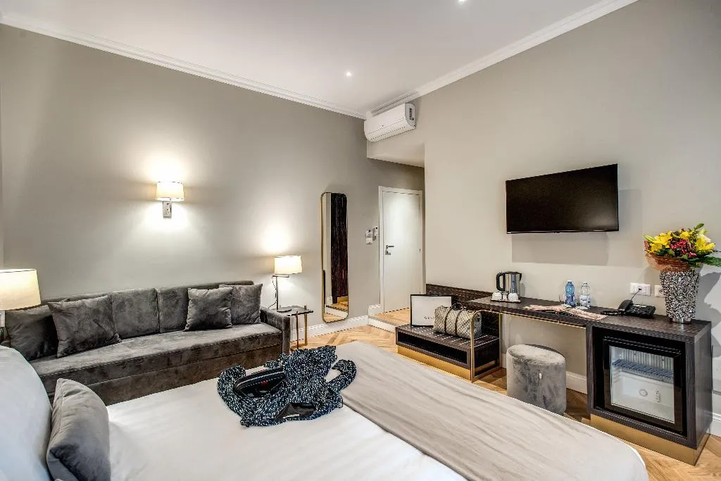 TRIPLE ANNEX Room, Hotel 87 Eightyseven, Rome
