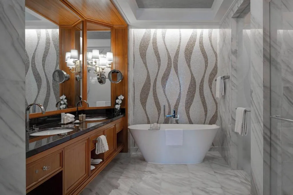 Room, Four Seasons Resort Dubai at Jumeirah Beach, Dubai