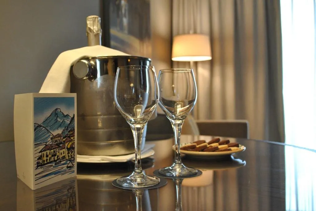 SUITE KING BED ONE BEDROOM  Room, Sheraton Lake Como, Milan