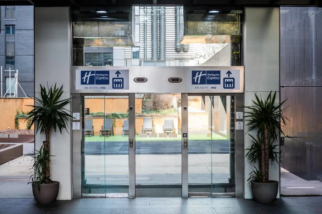 Lobby, Holiday Inn Express Barcelona City 22@, Barcelona