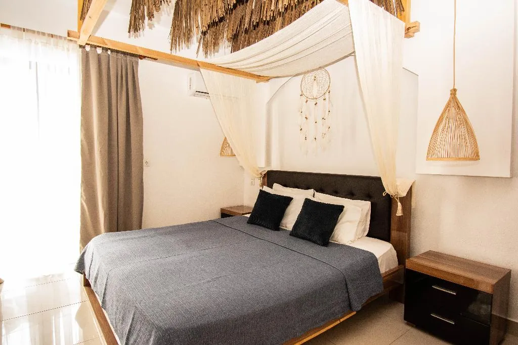 STUDIO WITH JACUZZI Room, OV Suites, Crete