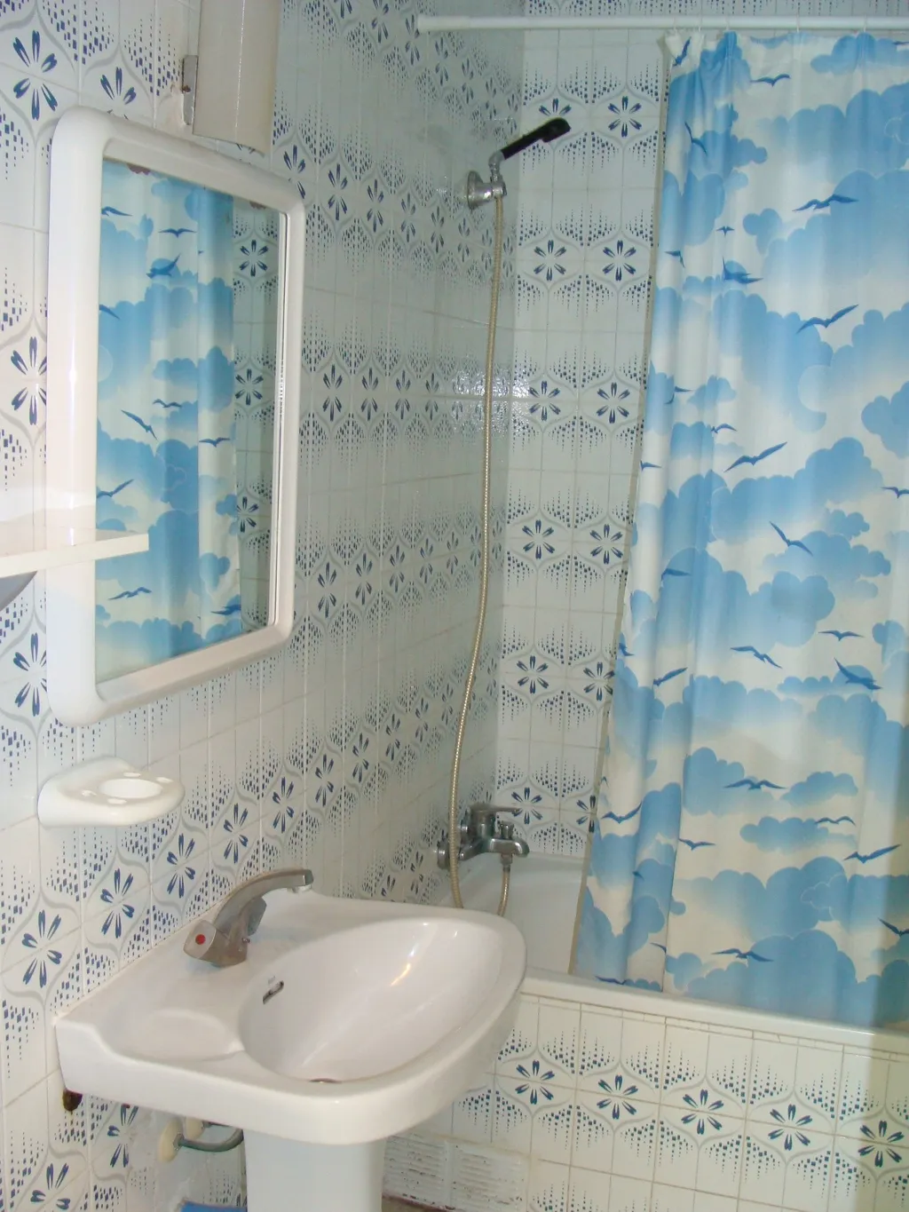 STUDIO CAPACITY 4 Room, Estudios Voramar, Valencia