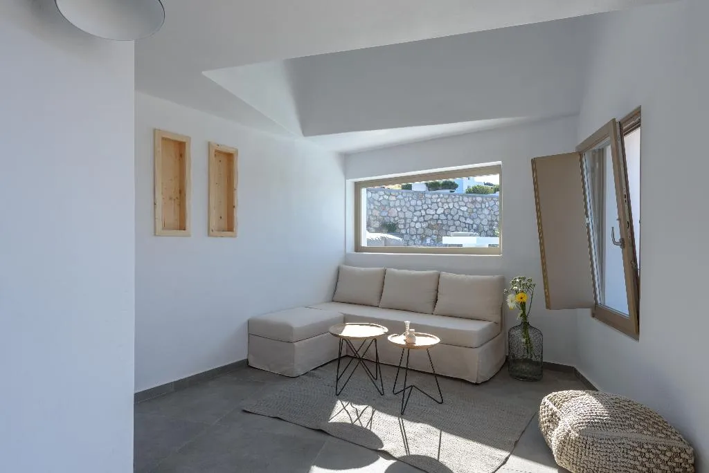 SUITE EXECUTIVE SUPERIOR Room, Earino Suites and Villas, Santorini